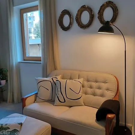 Apartment Tres Virtutes *